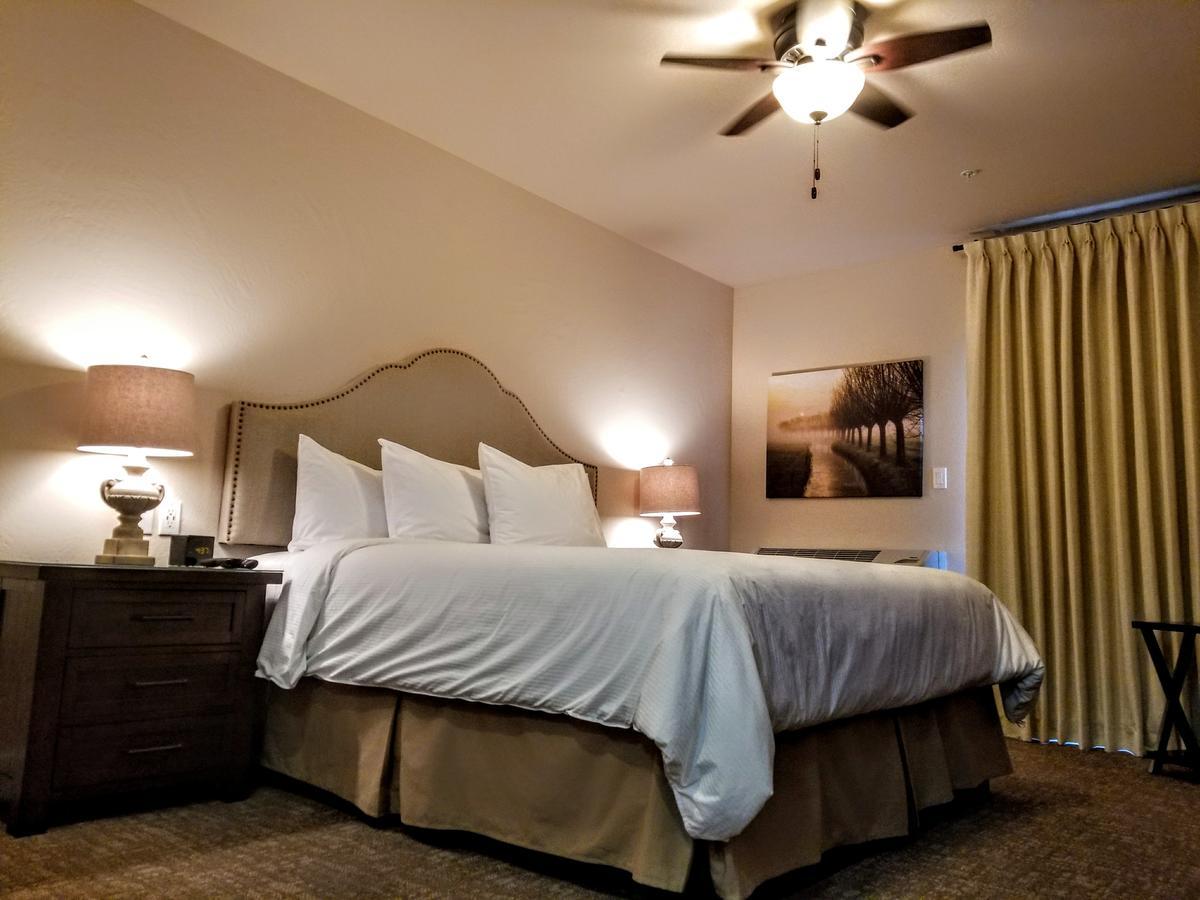 Resort At Eagle Point Golf Club Lodging 외부 사진