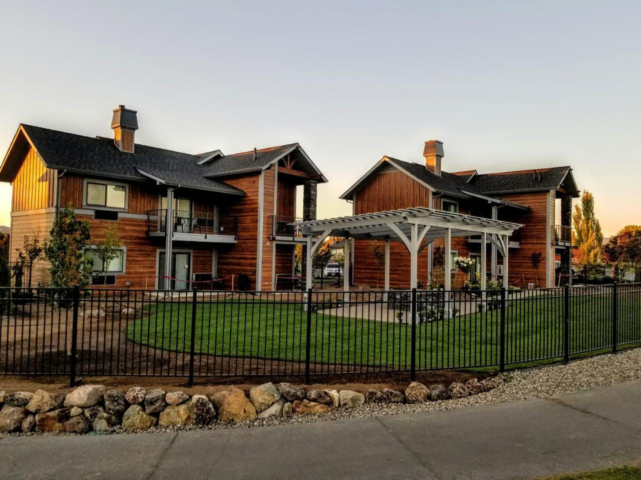 Resort At Eagle Point Golf Club Lodging 외부 사진