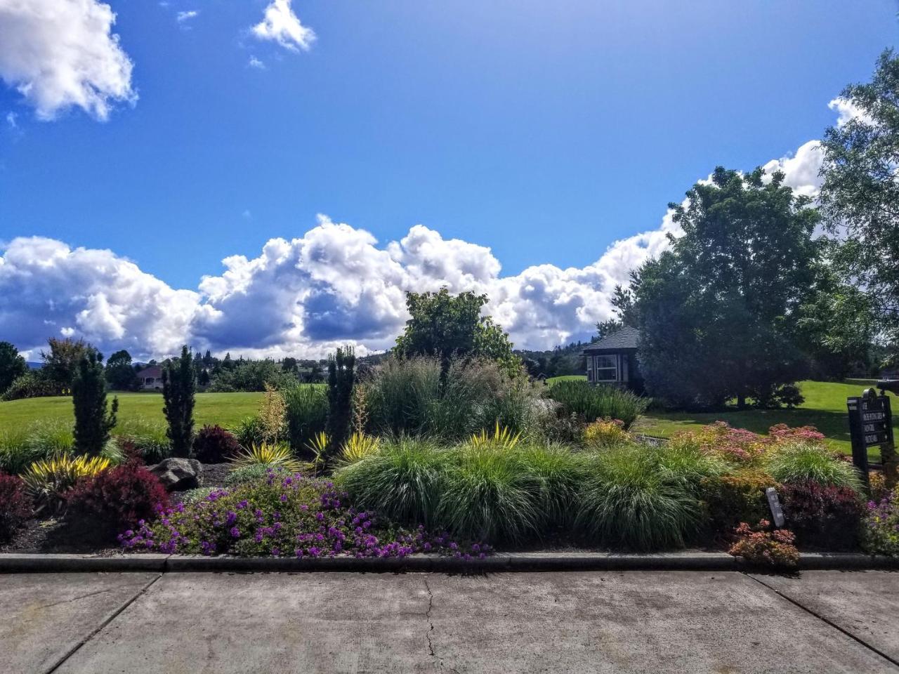 Resort At Eagle Point Golf Club Lodging 외부 사진